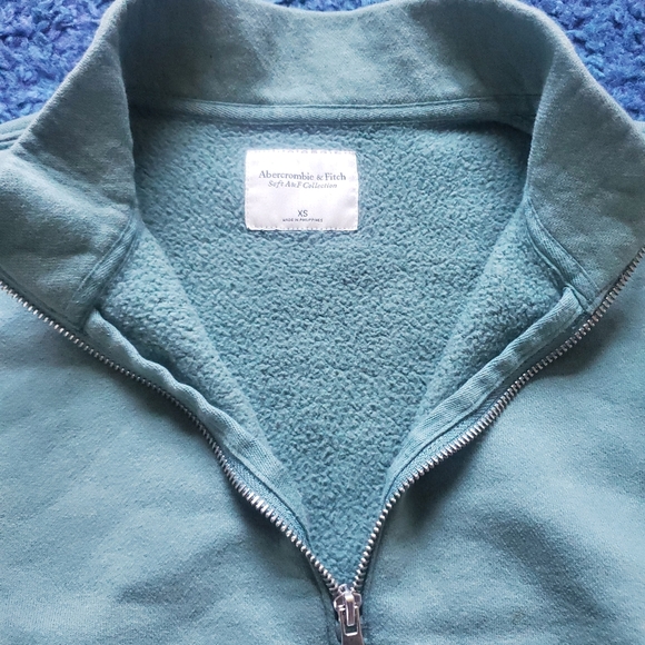 Abercrombie & Fitch Soft A&F Collection Half-Zip Cowl Sweater Size XS - Picture 2 of 8